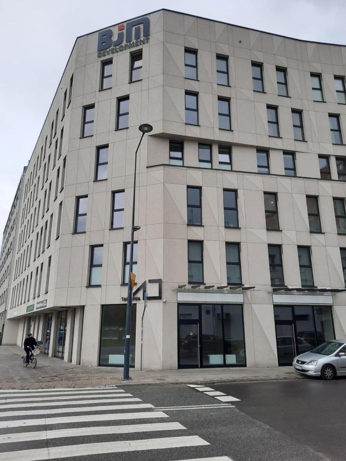 George Studio Przy Stadionie Narodowym Warschau Exterior foto