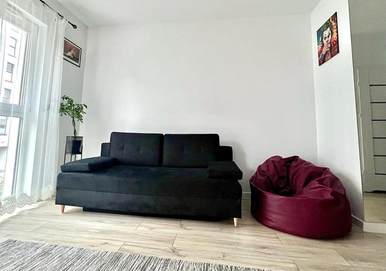 George Studio Przy Stadionie Narodowym Warschau Exterior foto
